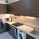 Apartment Rory House -