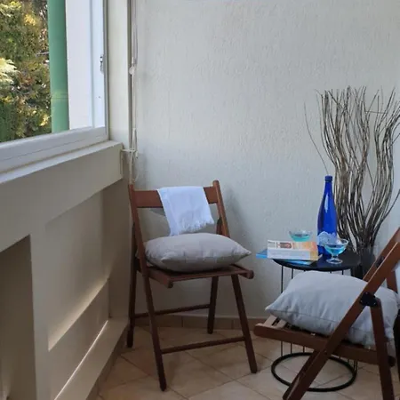 Apartment Rory House - *